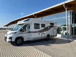 Elnagh Baron 579 (Semintegrale 5 posti con letto nautico)