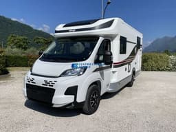 Baron 565 camper semintegrale 6,99 mt 5 posti letto e viaggio, letti gemelli
