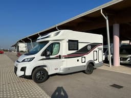 Baron 531 (semintegrale 5,99 m con letto matrimoniale trasversale e basculante)