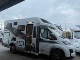 Pronta consegna Elnagh Baron Compact 531