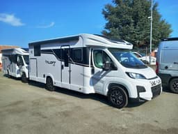 T-Loft 532 elegante semintegrlae con letti gemelli full optional