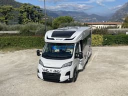 Elnagh T-Loft 529 Matic camper semintegrale 5 posti 6,99 mt con garage, letti gemelli e cambio automatico